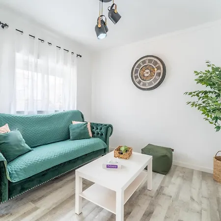 Apartamento T2 Fredjo Apartment *
