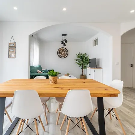 Apartamento T2 Fredjo * Nazaré